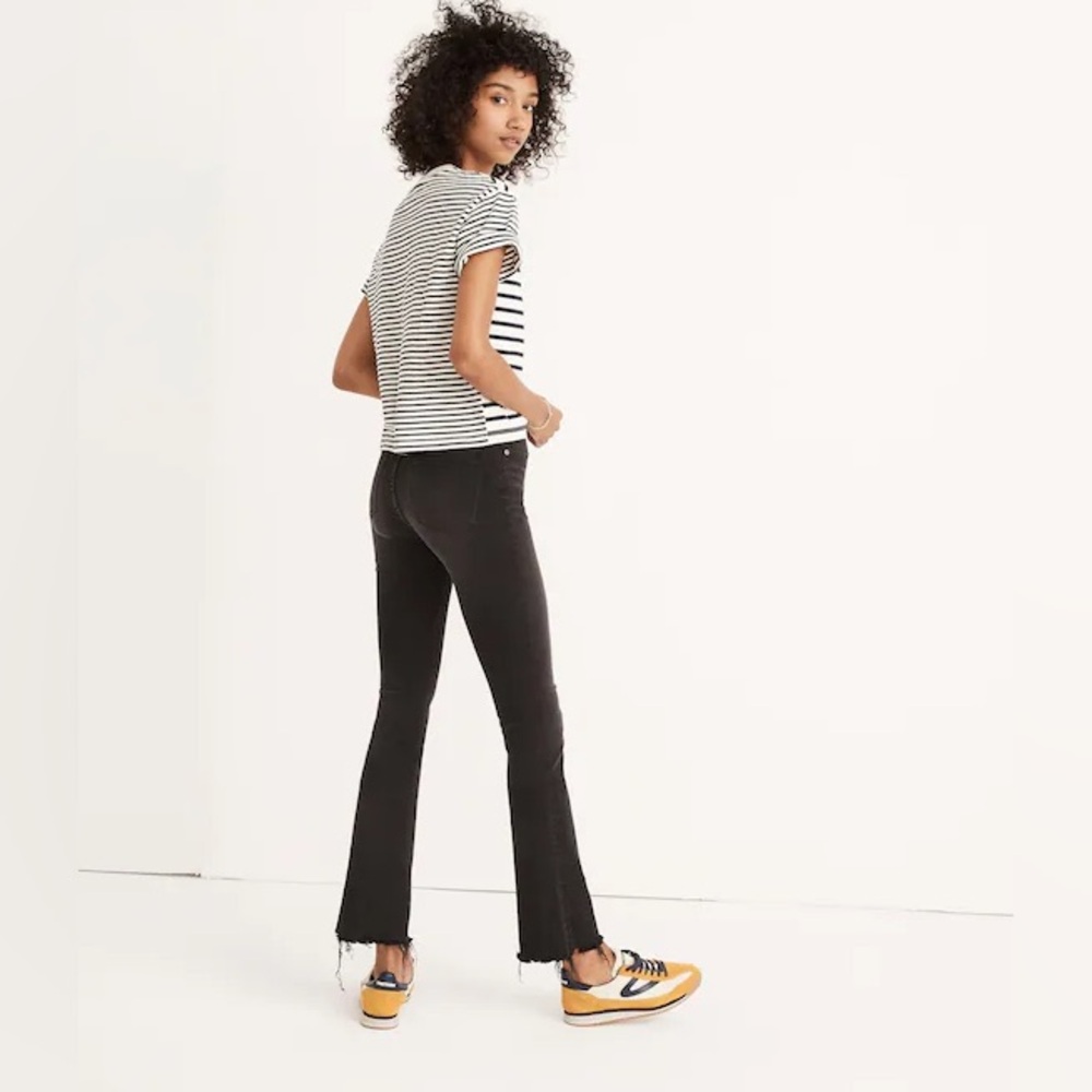 Madewell Cali Demi-Boot Jeans in Black: size 28